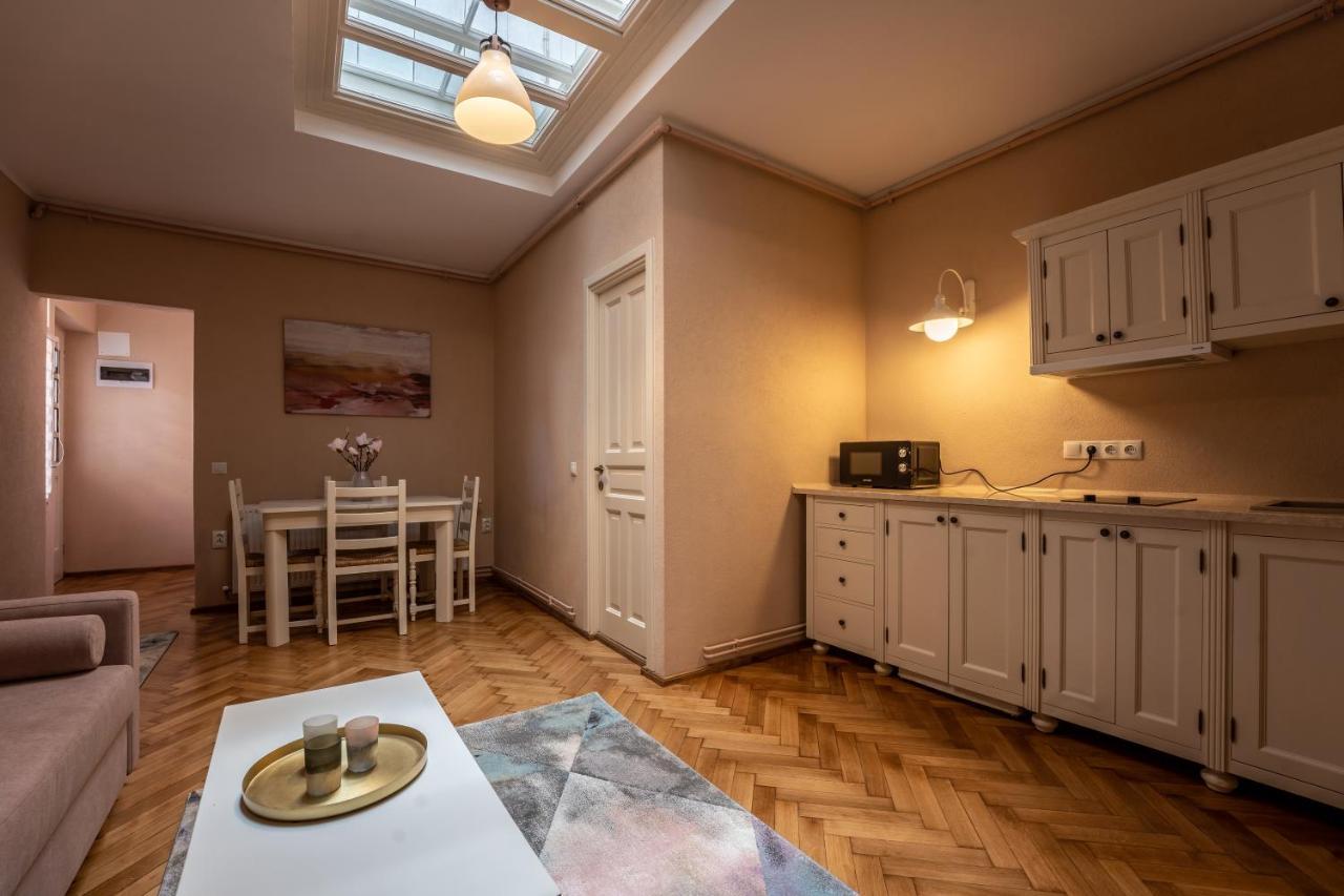 Rendez-Vous Apartment シギショアラ エクステリア 写真