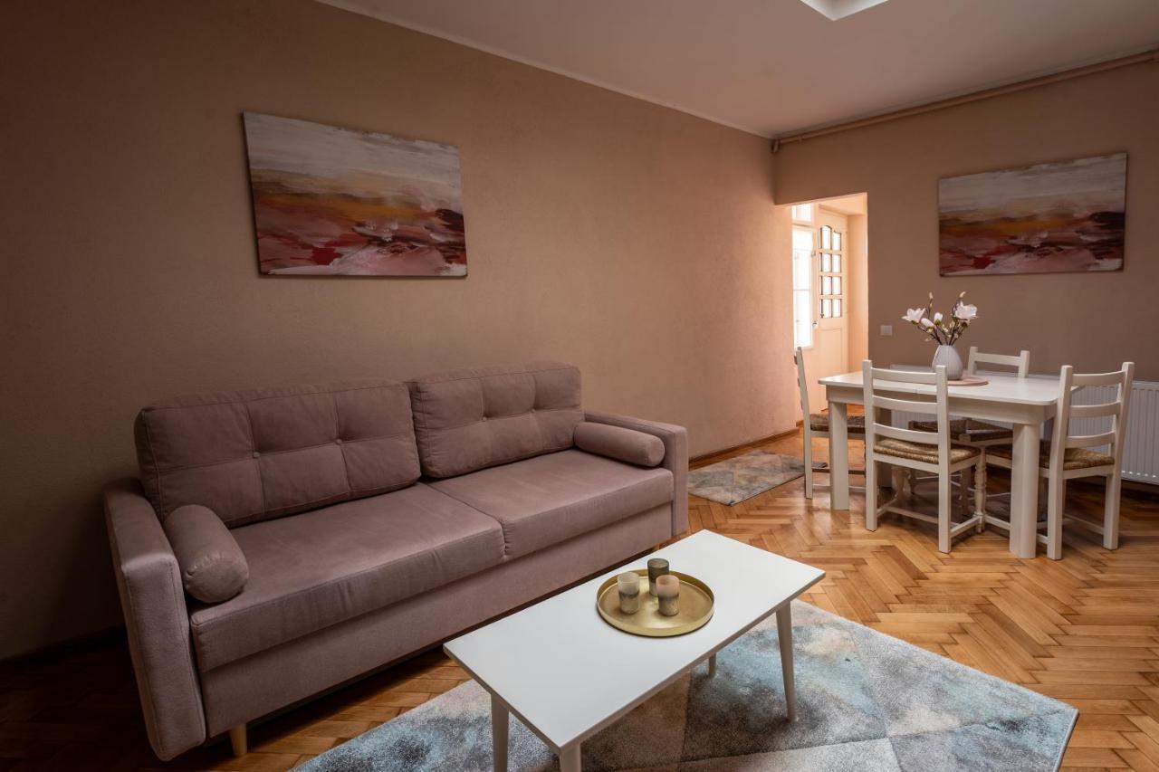 Rendez-Vous Apartment シギショアラ エクステリア 写真